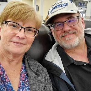 Meet your Posher, Lori